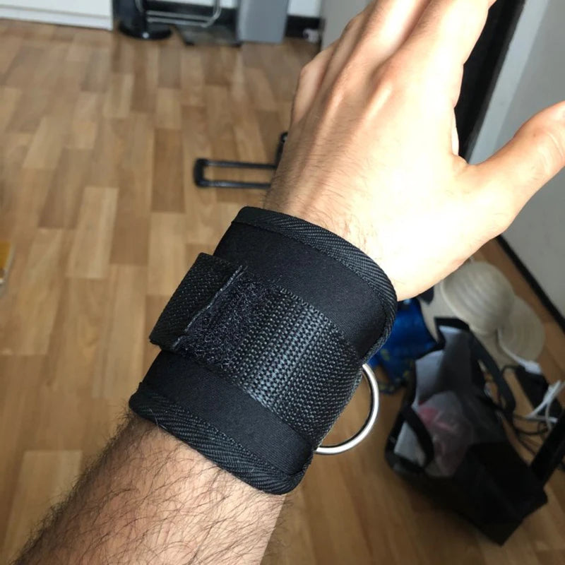 רצועת קרסול מקצועית עם D-Ring לאימוני כוח