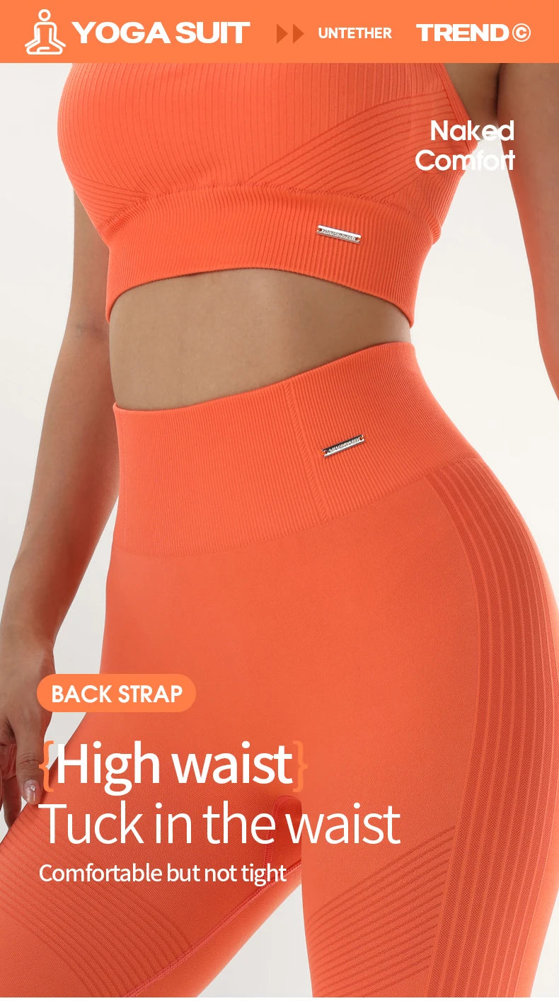 סט “ליאן” – סט יוגה מחטב עם טייץ היי־וויסט וחזיית ספורט נשית ויציבה