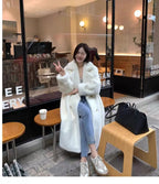 מעיל “מרינה” – מעיל פרווה אקולוגית ארוך, מחמם ואלגנטי לחורף 2026