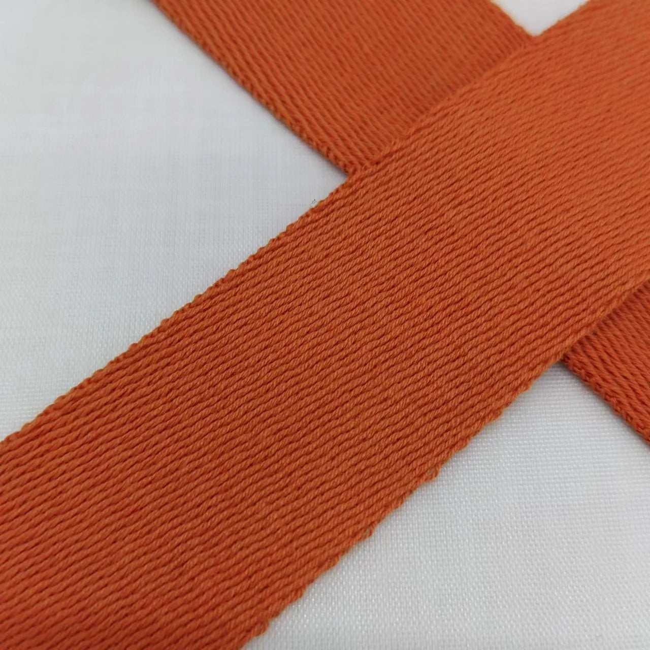 רצועות הרמה מקצועיות – אחיזה חזקה יותר, ביצועים גבוהים יותר