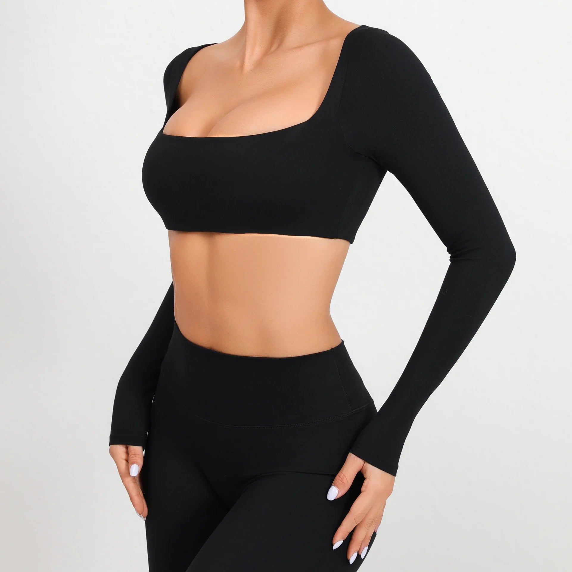 הדר – Hadar Performance Long-Sleeve Crop