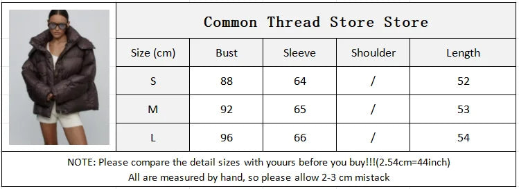 מעיל חורפי קצר לנשים – עם קפוצ׳ון, רוכסן וכפתורים