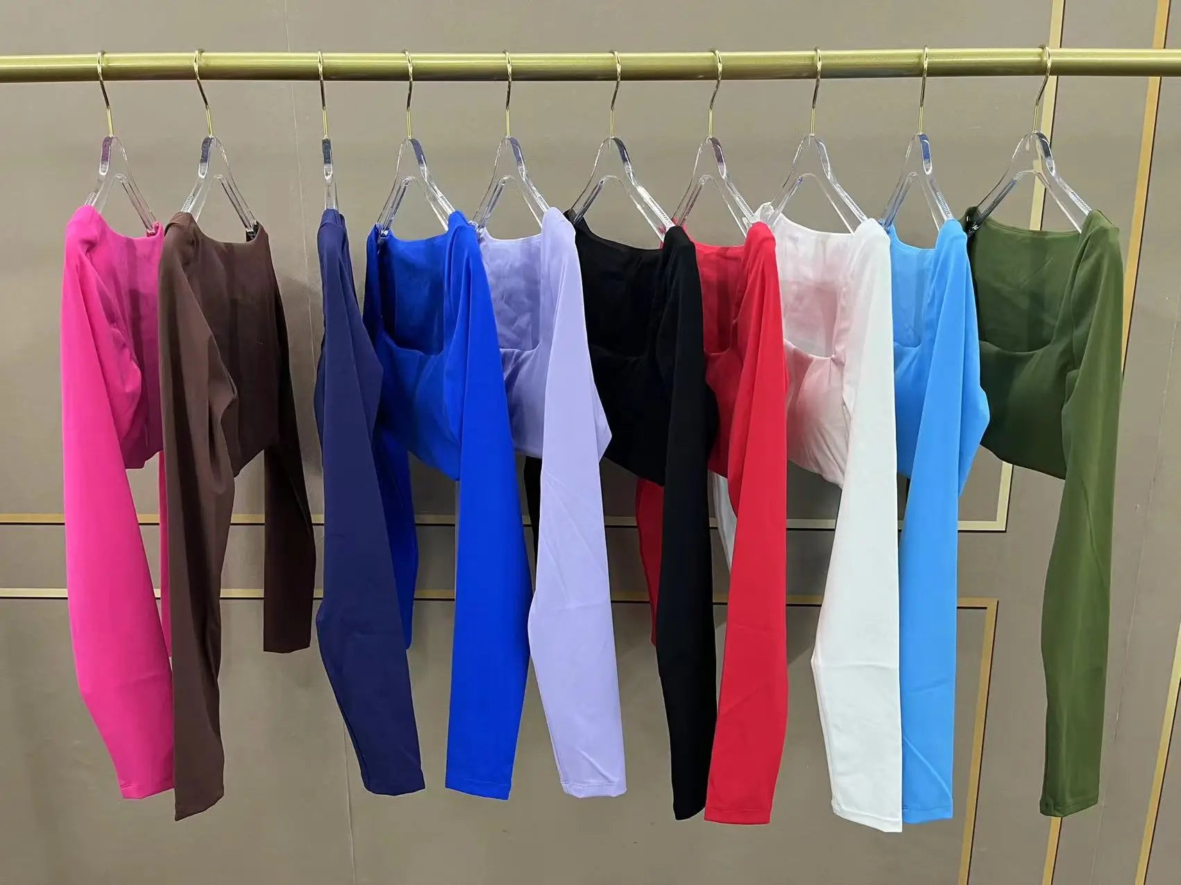 הדר – Hadar Performance Long-Sleeve Crop