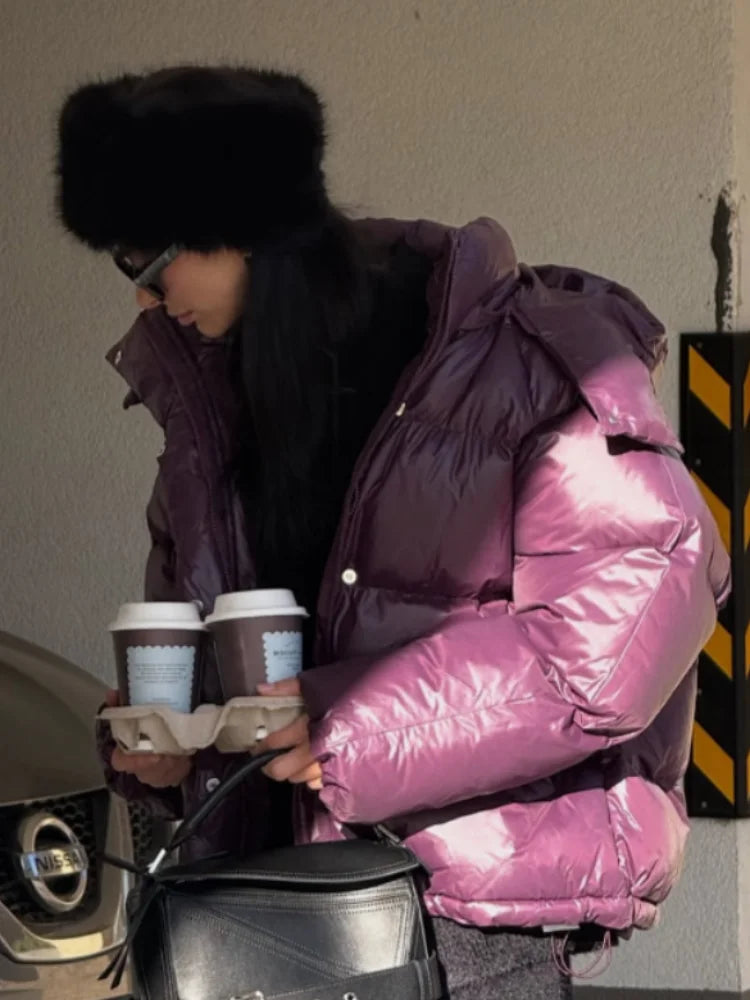 מעיל חורפי קצר לנשים – עם קפוצ׳ון, רוכסן וכפתורים