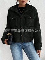 מעיל “אליס” – מעיל פלש קצר, חמים ונשי ליום-יום בחורף