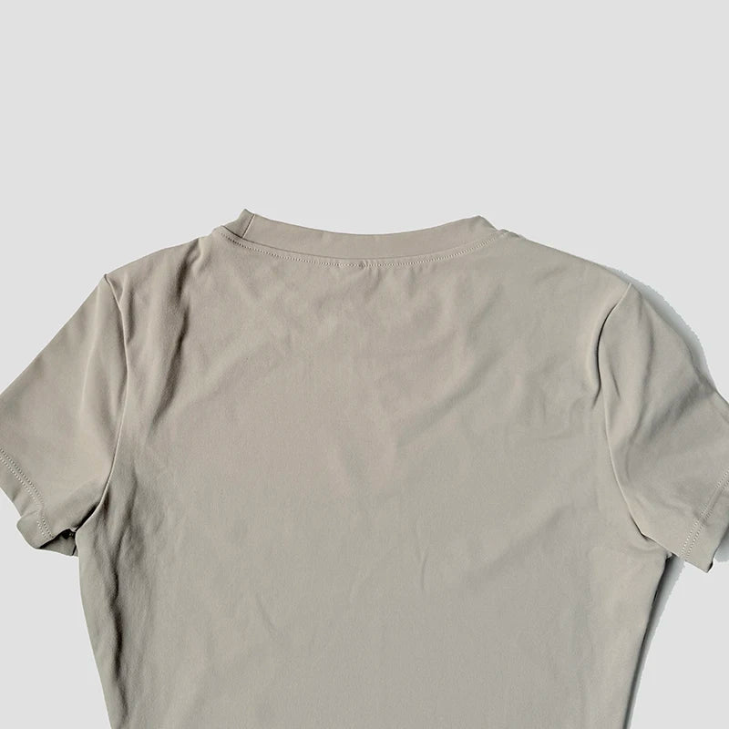 חולצת "גאיה" – Gaia Seamless Flow Tee