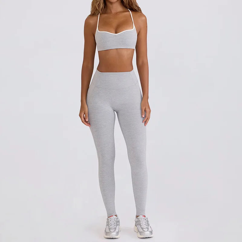 סלין – Céline Sculpt Seamless Yoga Set