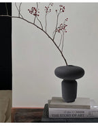 ואזה קרמית "יקי" בעיצוב נורדי לאיקבנה – 18 ס״מ