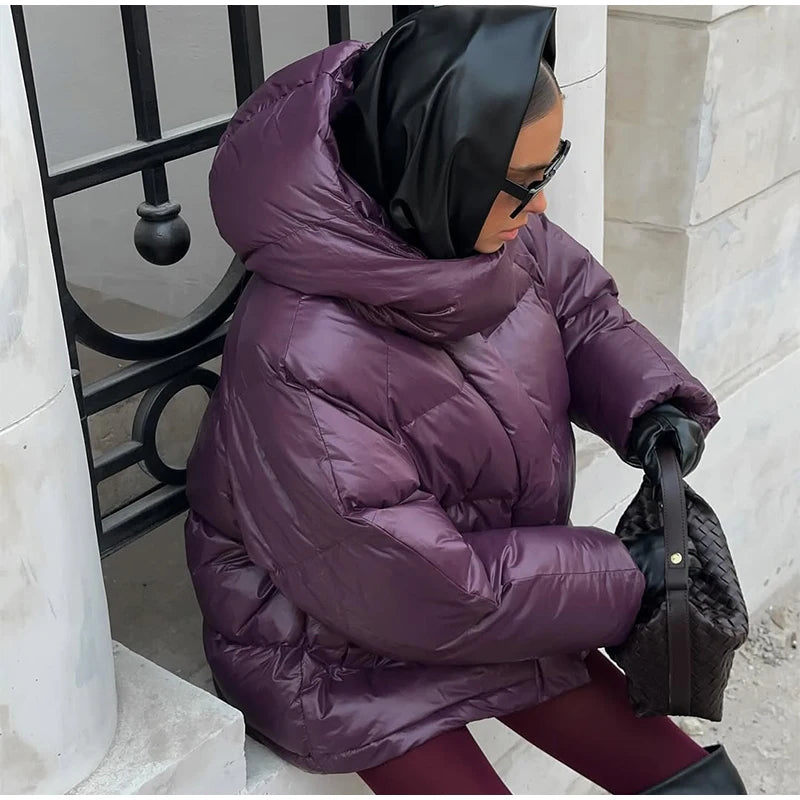 מעיל חורפי קצר לנשים – עם קפוצ׳ון, רוכסן וכפתורים