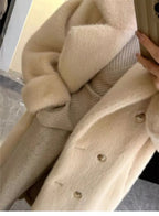 מעיל “מרינה” – מעיל פרווה אקולוגית ארוך, מחמם ואלגנטי לחורף 2026