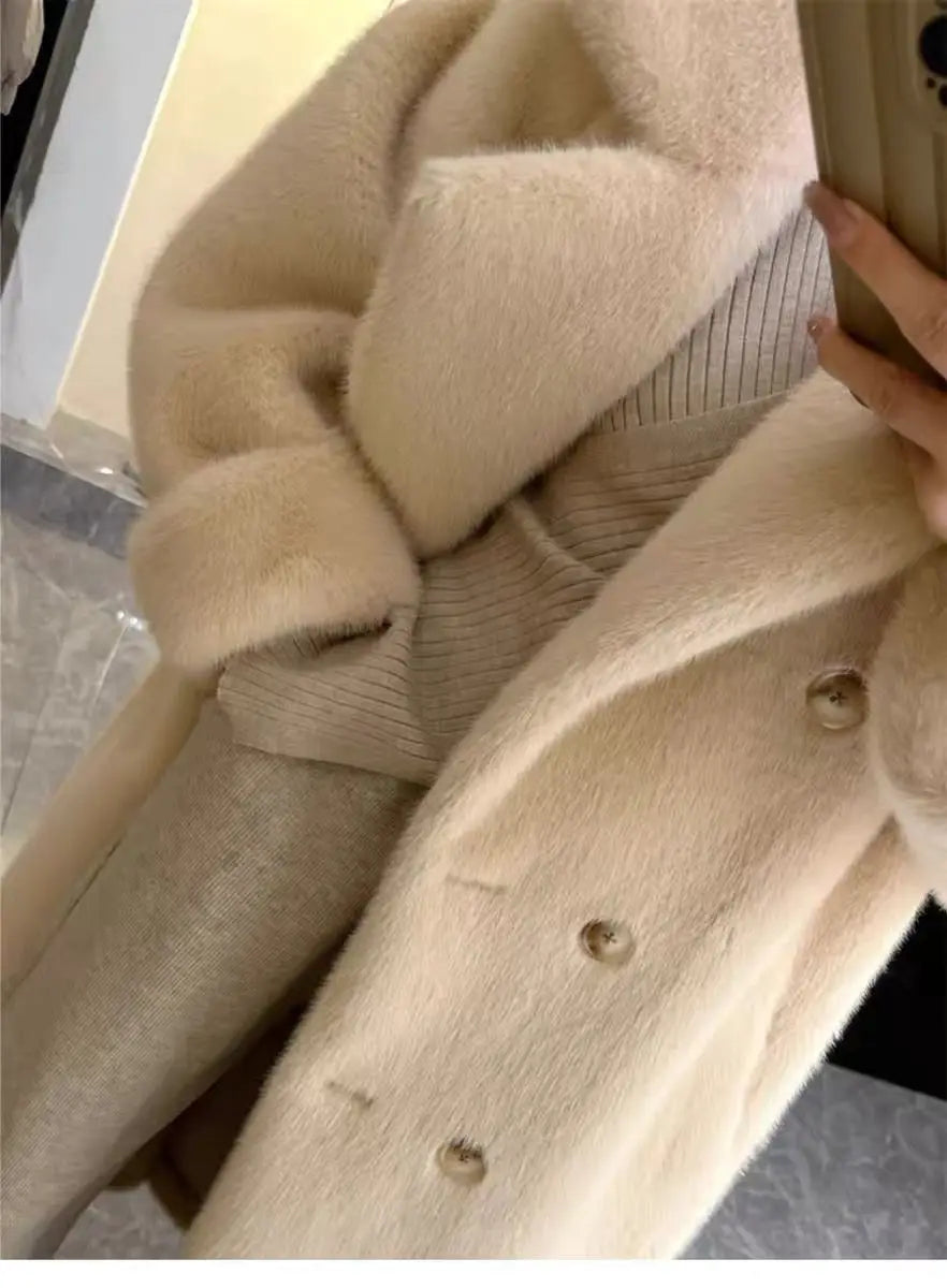 מעיל “מרינה” – מעיל פרווה אקולוגית ארוך, מחמם ואלגנטי לחורף 2026