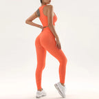 סט “ליאן” – סט יוגה מחטב עם טייץ היי־וויסט וחזיית ספורט נשית ויציבה