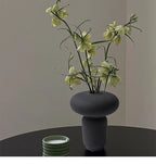 ואזה קרמית "יקי" בעיצוב נורדי לאיקבנה – 18 ס״מ