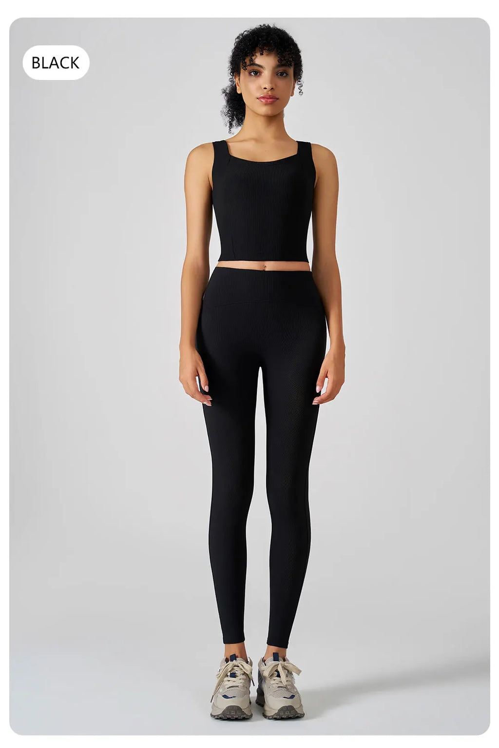 סט “אלין” – סט יוגה וריבד לנשים עם גופייה מרובעת וטייץ מחטב