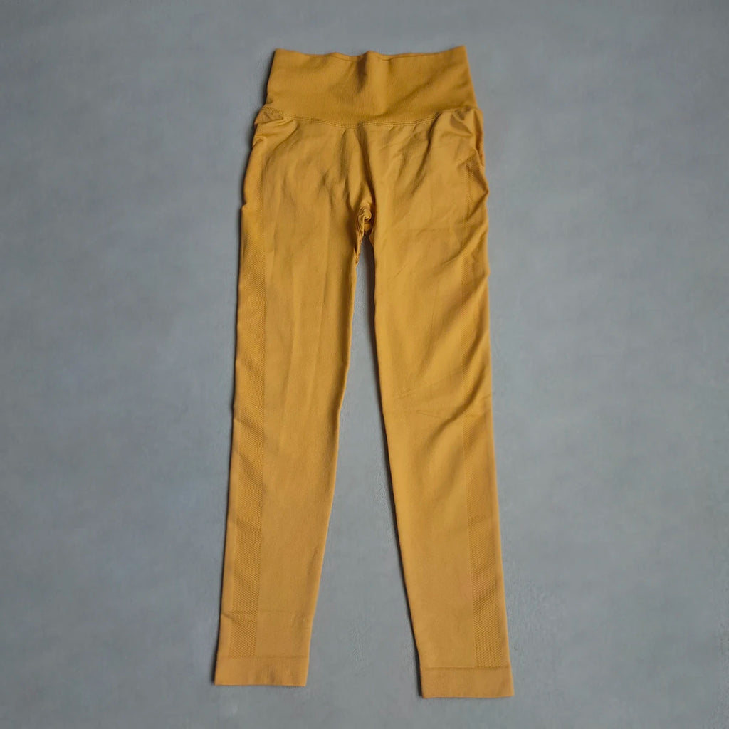 טייץ "מאיה" – Maya Seamless BubbleLift Leggings