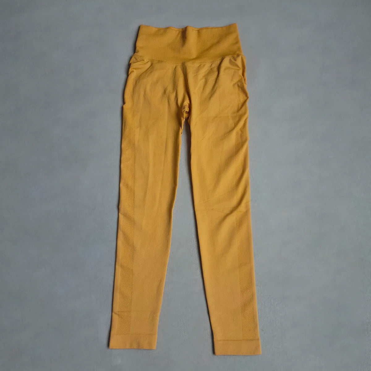 טייץ "מאיה" – Maya Seamless BubbleLift Leggings