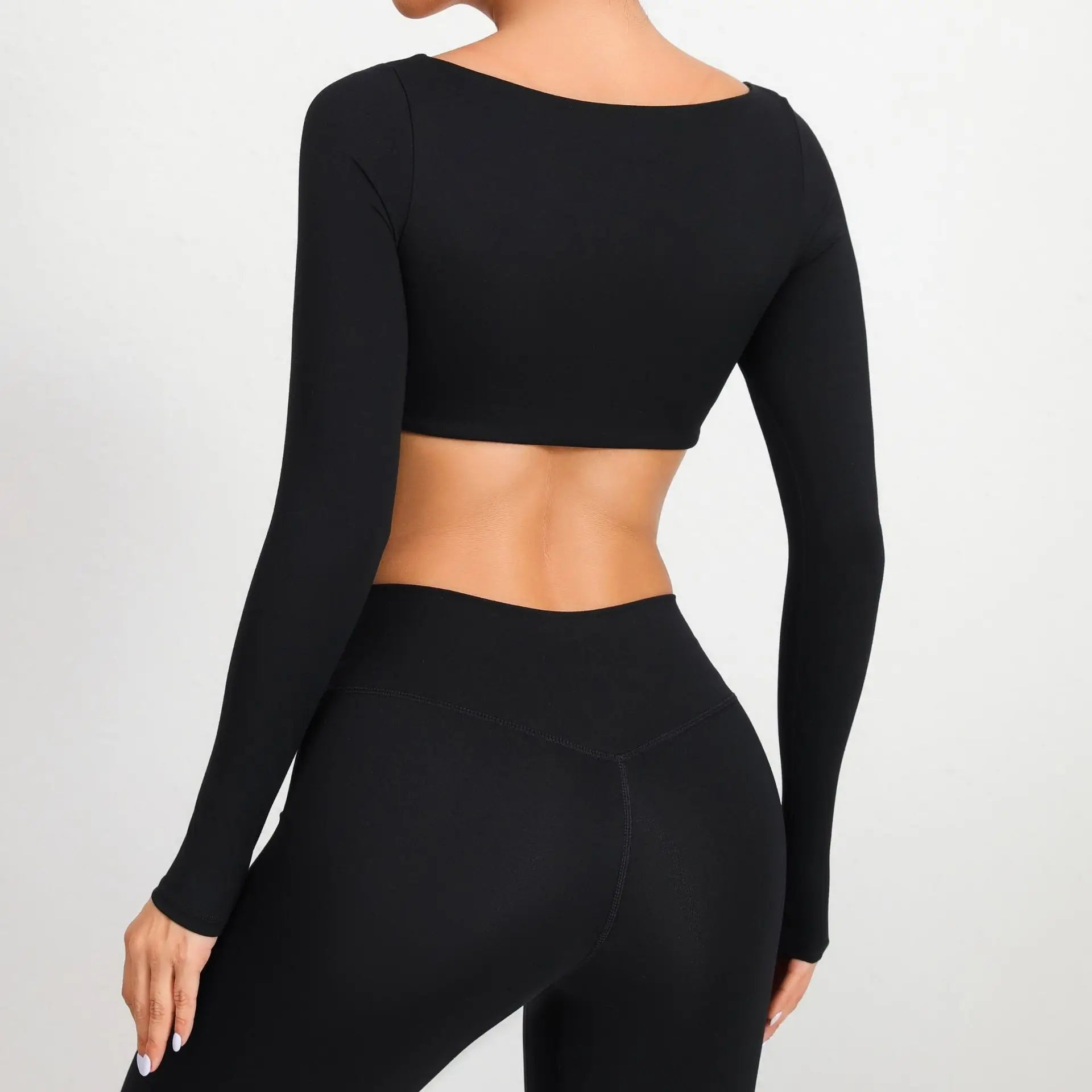 הדר – Hadar Performance Long-Sleeve Crop