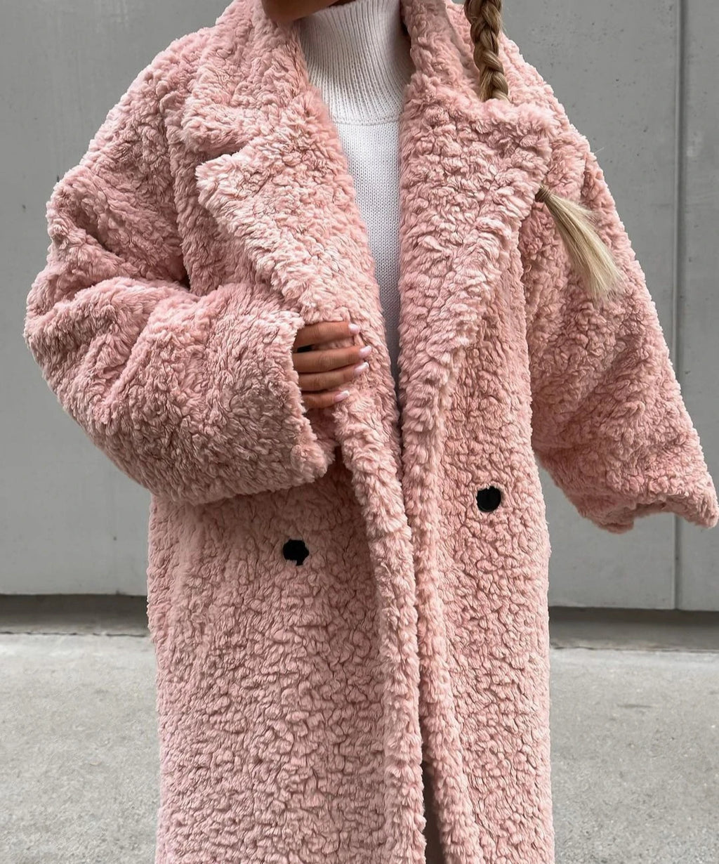 מעיל “דניאל” – מעיל ארוך, עבה ויוקרתי לחורף בסגנון High Street