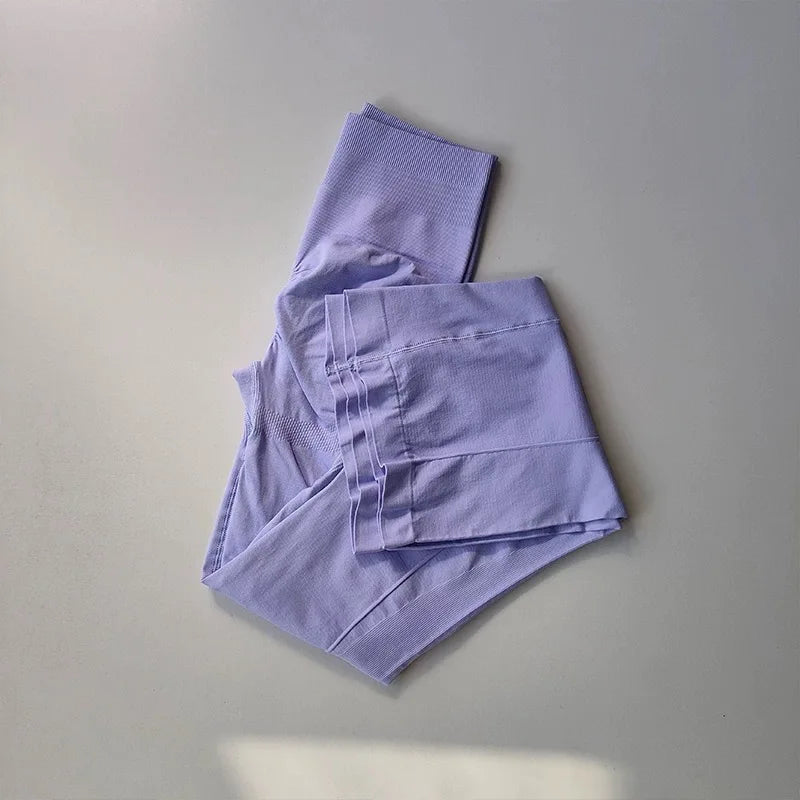 אילנה – Ilana Horn-Lift Seamless Yoga Pants