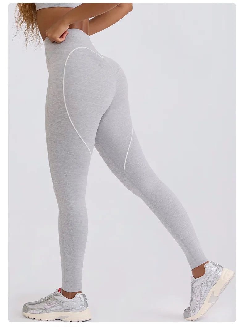 סלין – Céline Sculpt Seamless Yoga Set