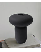 ואזה קרמית "יקי" בעיצוב נורדי לאיקבנה – 18 ס״מ