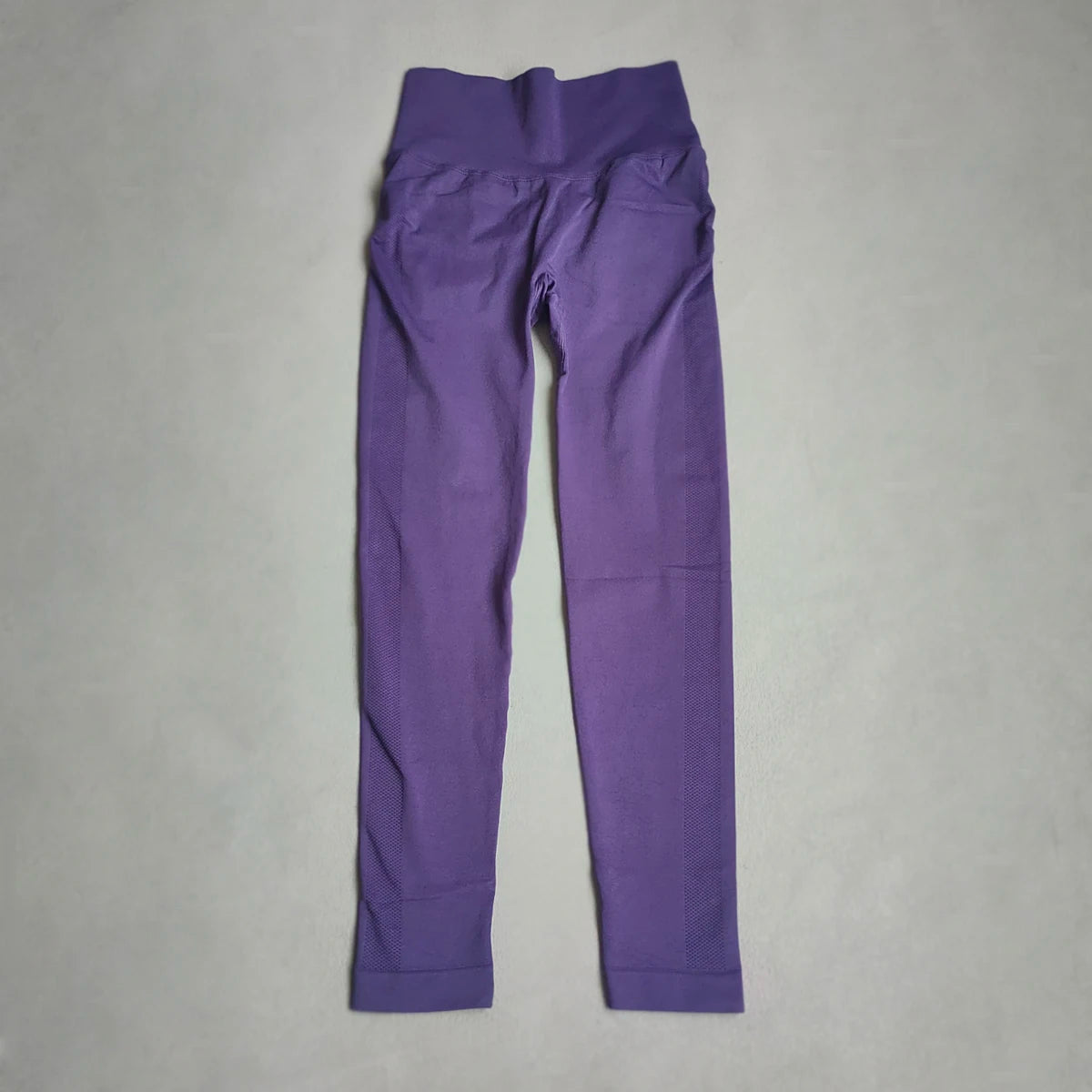 טייץ "מאיה" – Maya Seamless BubbleLift Leggings