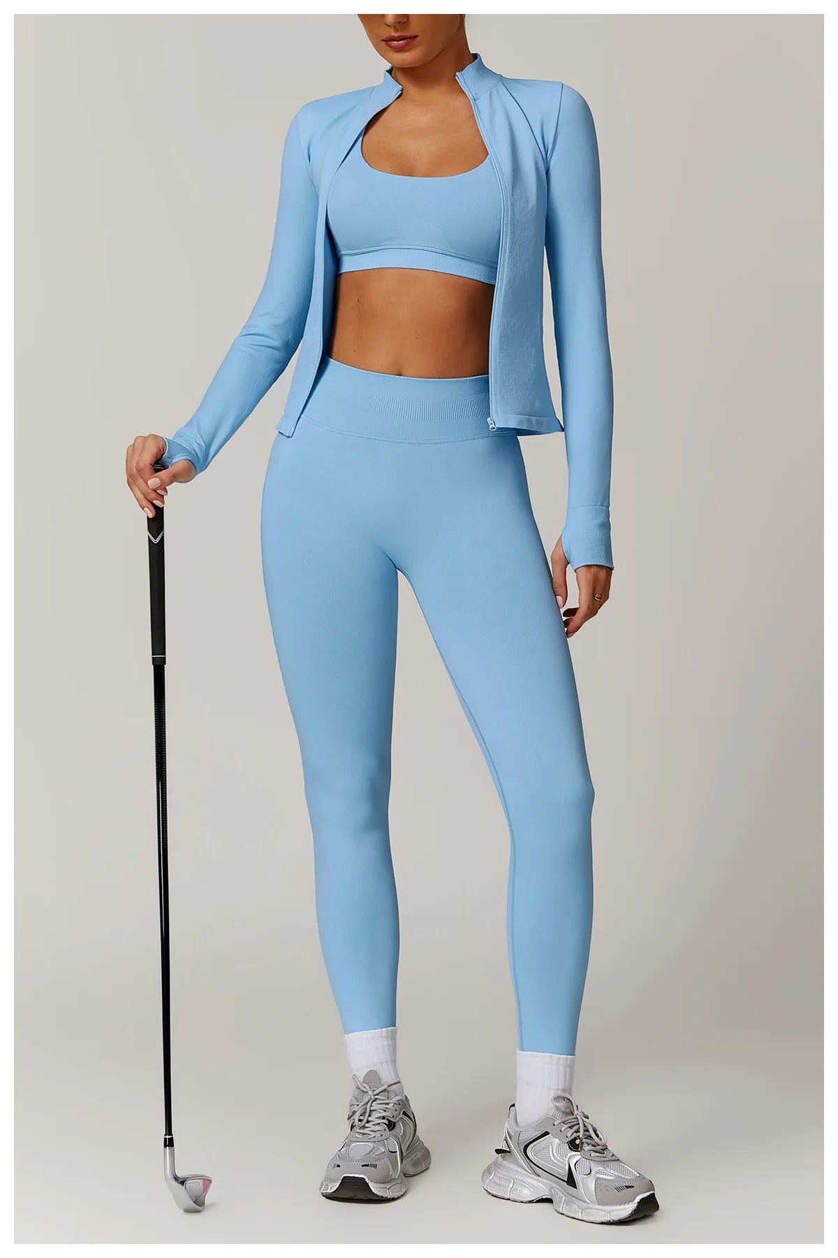 סט “מיכאלה” – סט יוגה 2025 עם טייץ היי־וויסט מחטב וג׳קט רוכסן ארוך שרוול