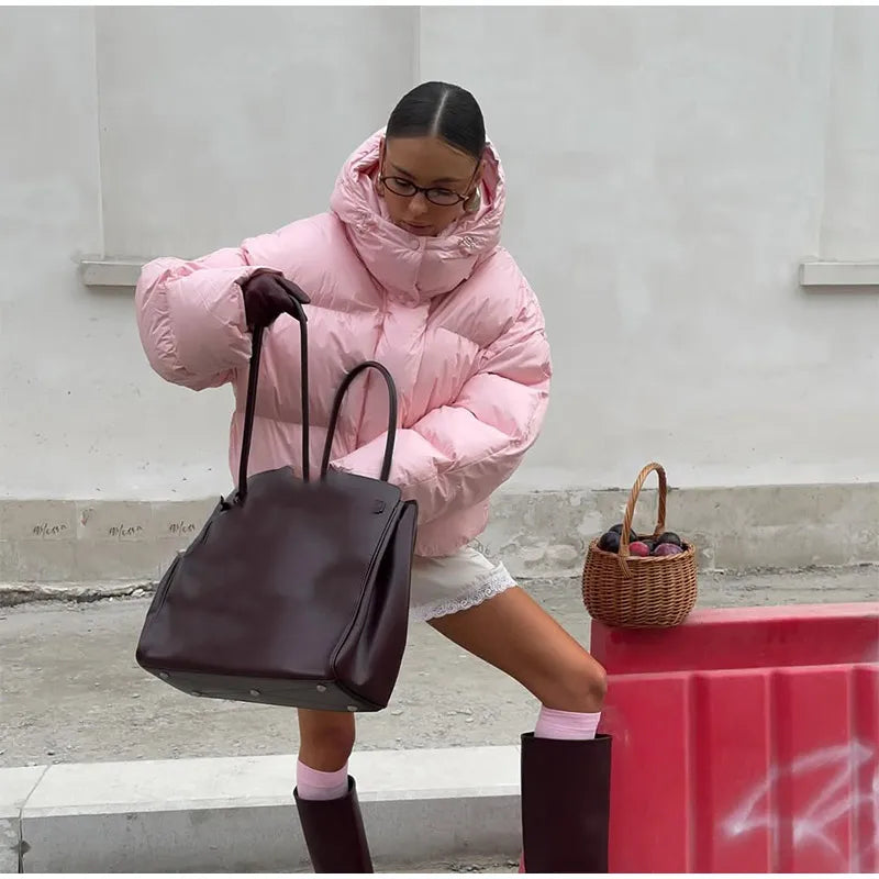 מעיל חורפי קצר לנשים – עם קפוצ׳ון, רוכסן וכפתורים