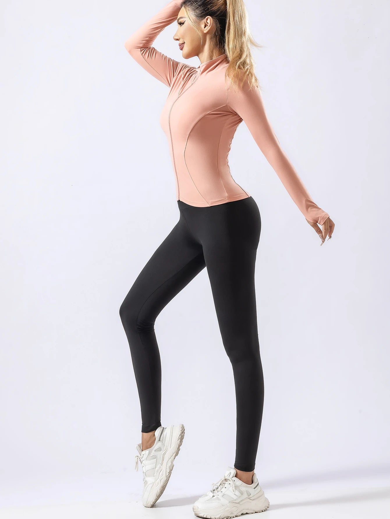 קורין – Corinne Elite Motion Yoga Top